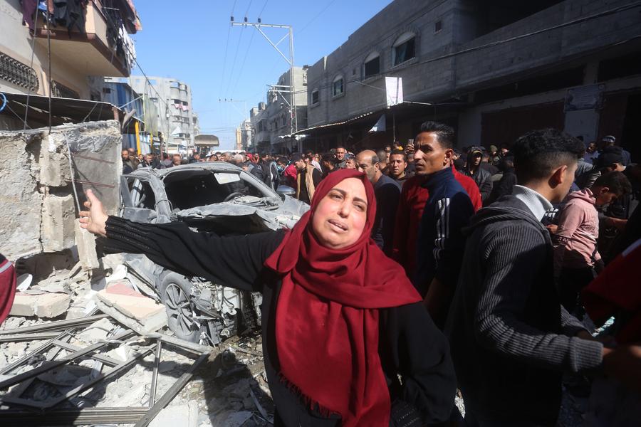 استشهاد 25 فلسطينيا بقصف الاحتلال الإسرائيلي لمنزل وسط مدينة غزة