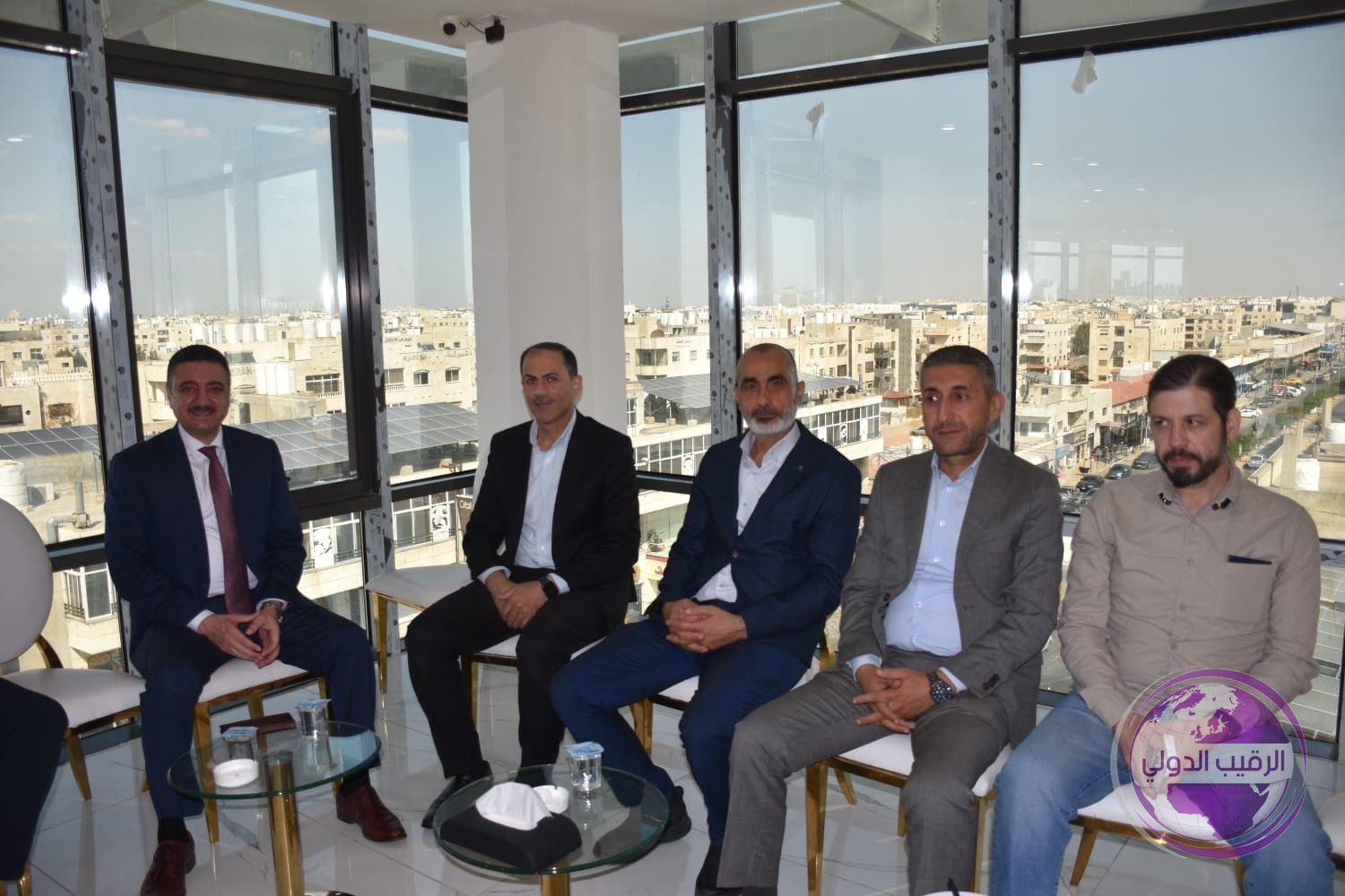 رئيس وأعضاء غرفة صناعة إربد يستقبلون التهاني (صور) - صورة 2